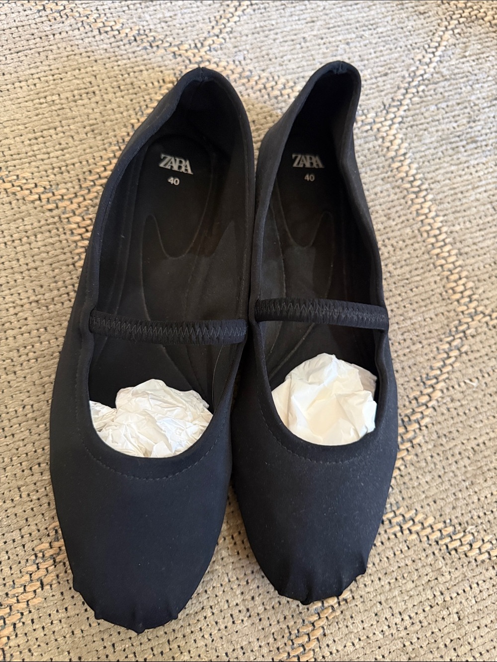 Zara Black Ballet Flats with Elastic Strap
